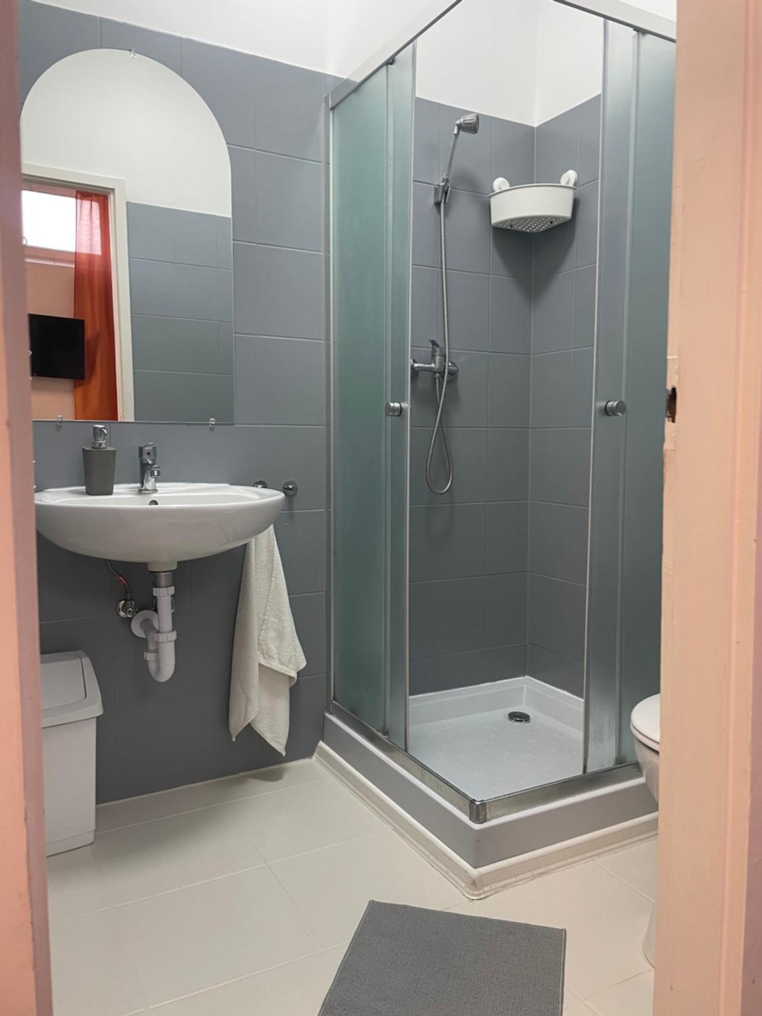Hotel Alom Vendeghaz Dunaújváros Exteriér fotografie