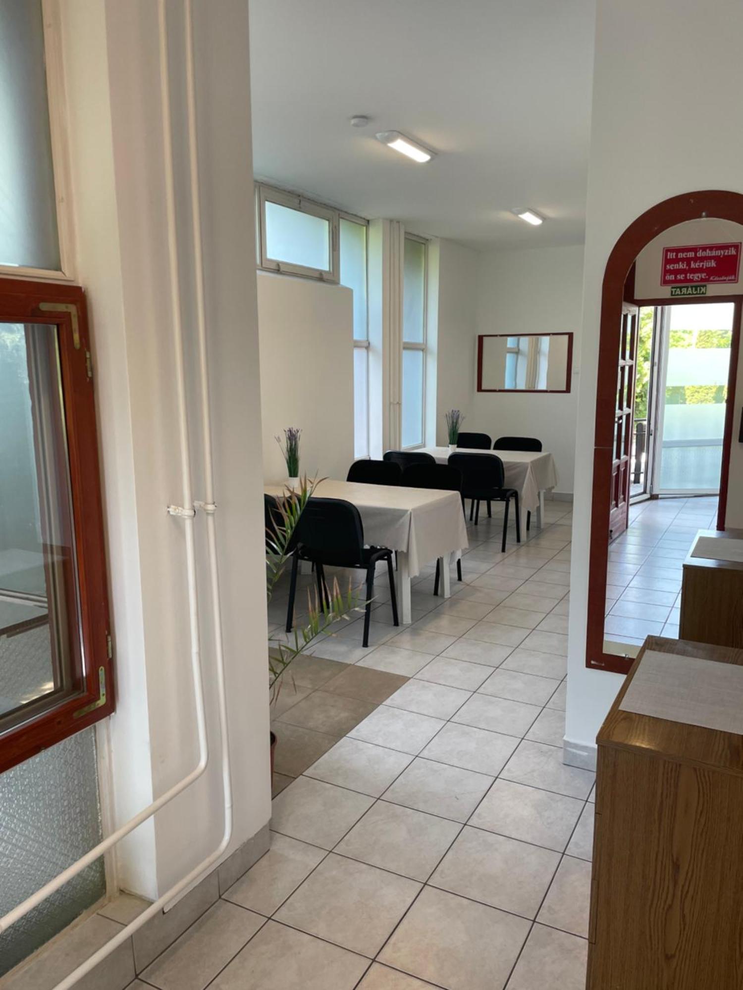 Hotel Alom Vendeghaz Dunaújváros Exteriér fotografie