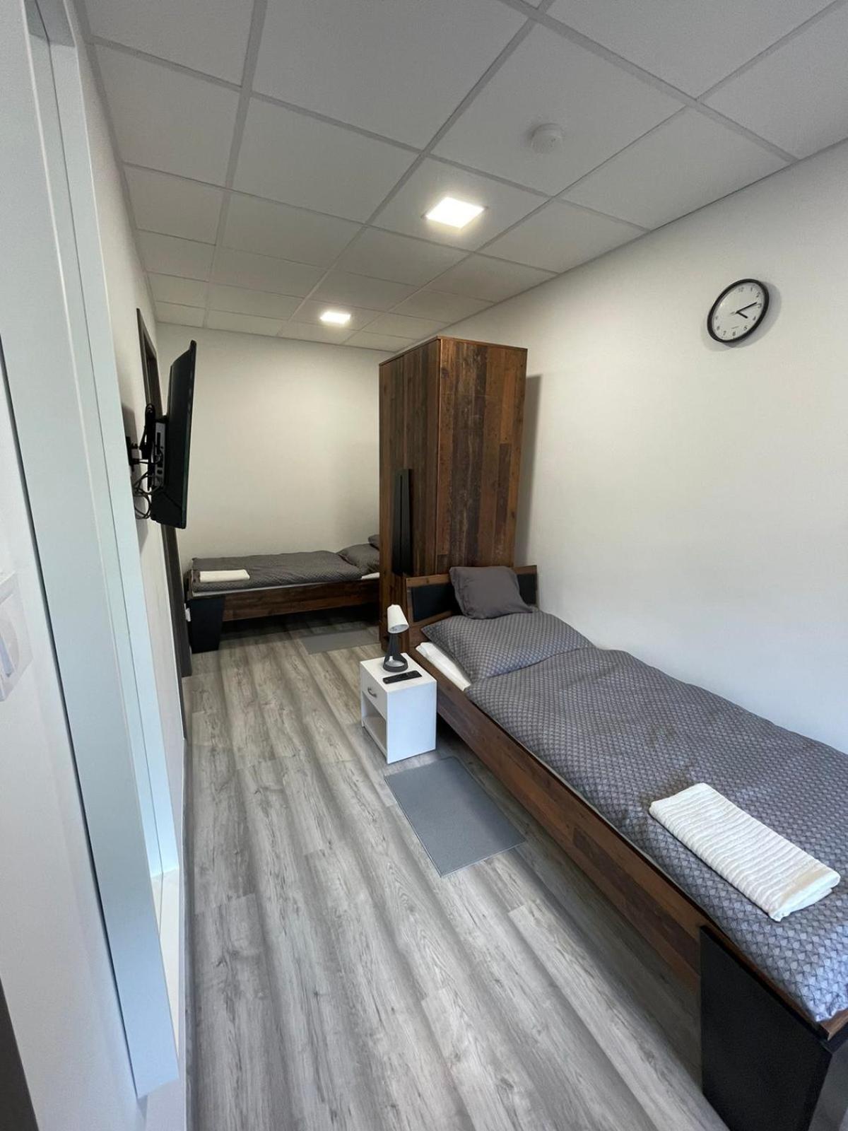 Hotel Alom Vendeghaz Dunaújváros Exteriér fotografie